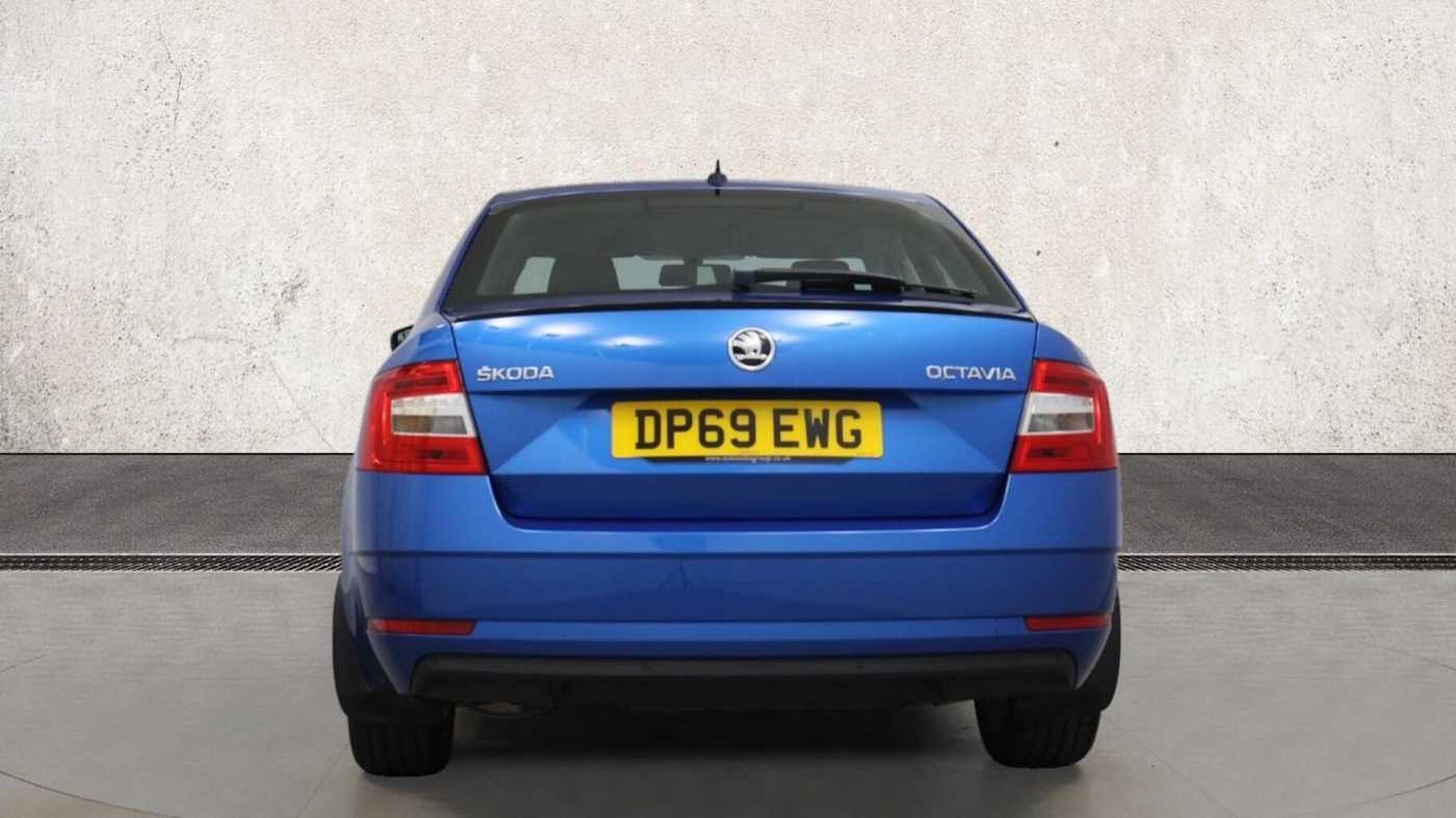 SKODA Octavia Hatchback 1.5 TSI SE Drive ACT (150ps) DSG