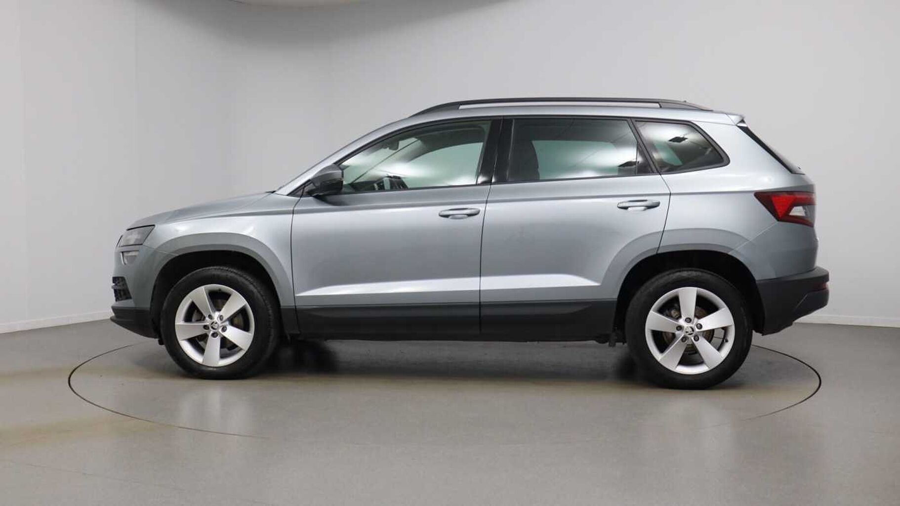 SKODA Karoq SUV 1.0 TSI (110ps) SE