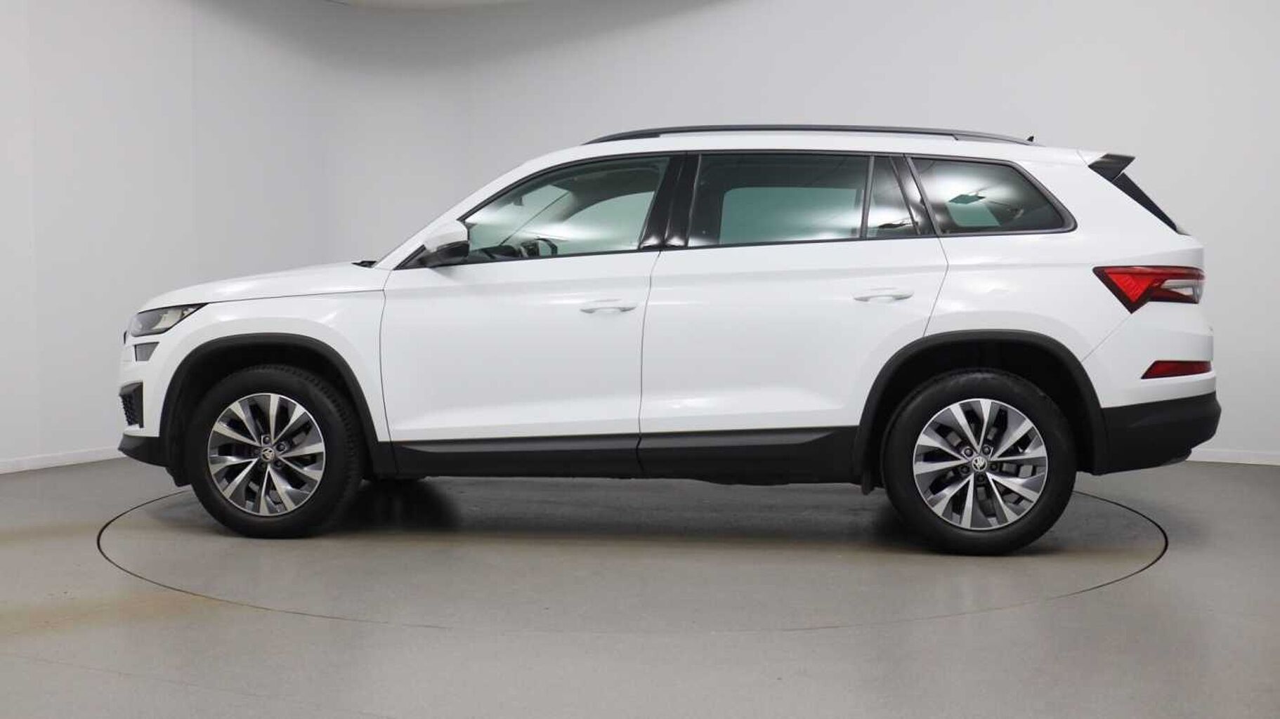 SKODA Kodiaq 1.5 TSI ACT SE Drive SUV 5dr Petrol DSG Euro 6 (s/s) (7 Seat) (150 ps)