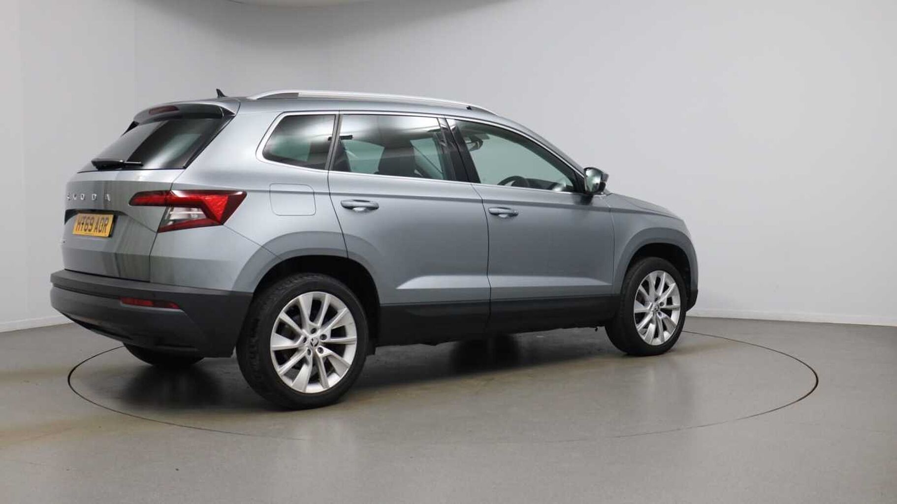 SKODA Karoq SUV 1.5 TSI (150ps) SE L ACT