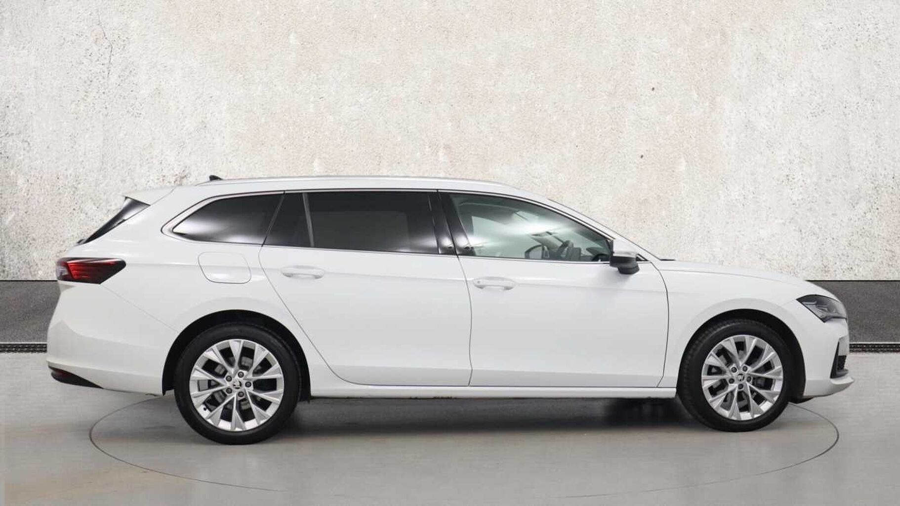SKODA Superb Superb Estate SE L 2.0 TDI 150 PS DSG