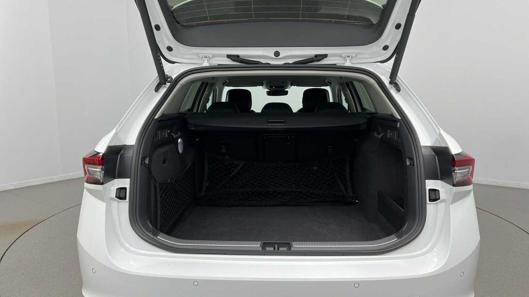 SKODA Superb Superb Estate SE L 2.0 TDI 150 PS DSG