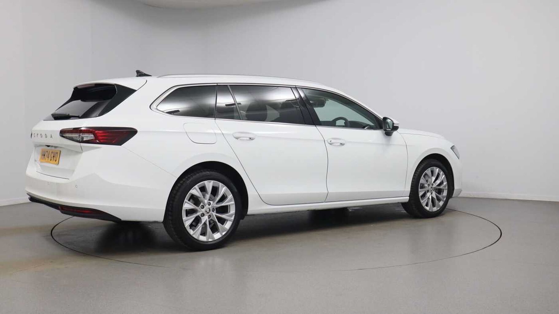 SKODA Superb Superb Estate SE L 2.0 TDI 150 PS DSG