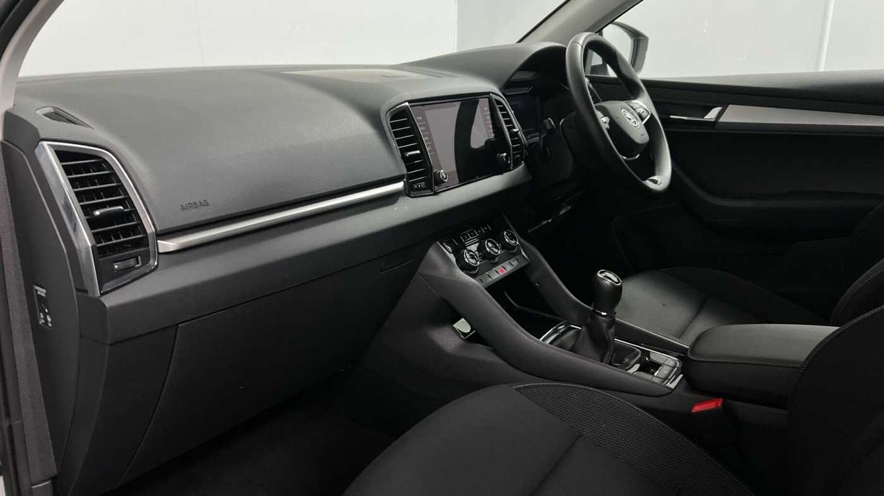 SKODA Karoq 1.0 TSI SE Drive SUV 5dr Petrol Manual Euro 6 (s/s) (110 ps)