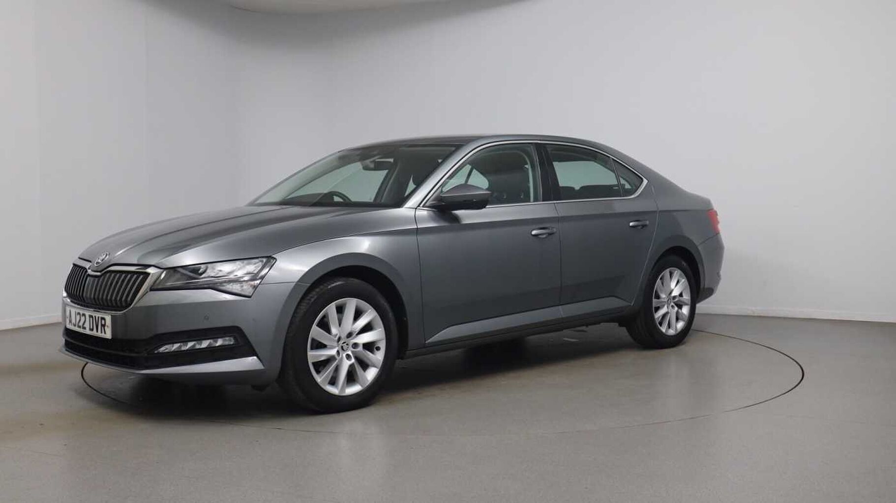 SKODA Superb 1.5 TSI (150ps) SE ACT DSG Hatchback