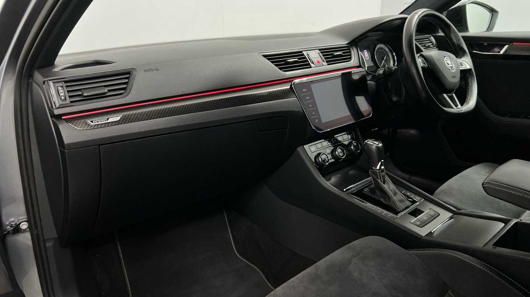 SKODA Superb 1.5 TSI ACT SportLine Plus Estate 5dr Petrol DSG Euro 6 (s/s) (150 ps)