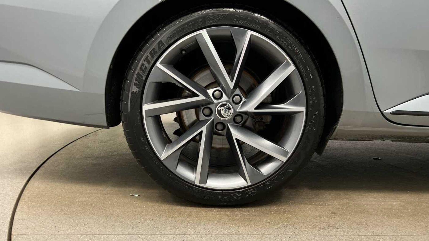 SKODA Superb 1.5 TSI ACT SportLine Plus Estate 5dr Petrol DSG Euro 6 (s/s) (150 ps)